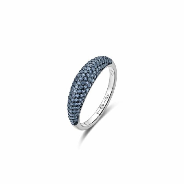 Anello in argento rodiato 925‰ con galvanica colore rutenio e cubic zirconia colore light sapphire.