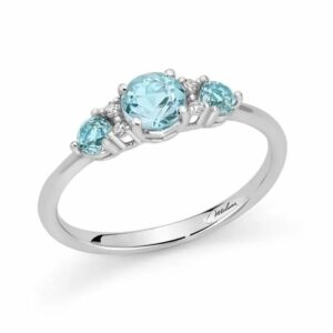 Anello con gemma topazio
