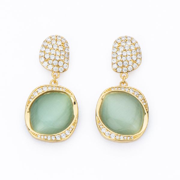 Orecchini top in pavè di zirconi clear con pendente in brass dorato ad intarsio in cat eye acqua