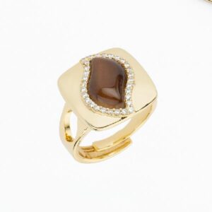 Anello top in brass dorato con intarsio a foglia in cat eye chocolate ed frame di zircone clear