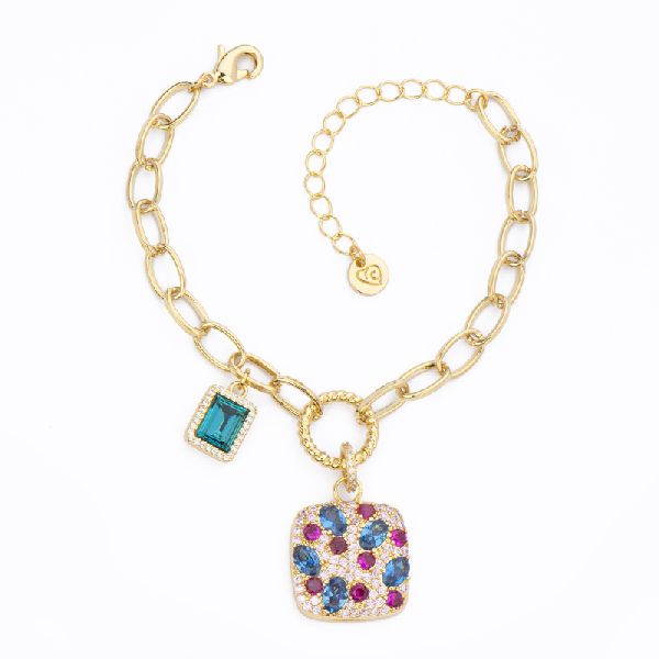 Bracciale catena in brass dorato e pendenti in cristallo London Blue con carrè in pavè di zirconi pink, fucsia e blu pavone - Misura Regolabile