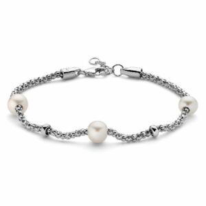 Bracciale in argento con perle