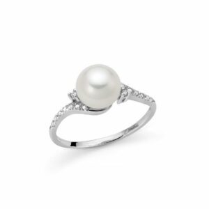 Anello con perle e diamanti