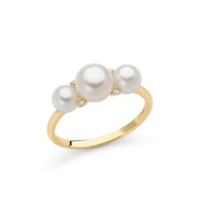 Anello in oro giallo, diamanti e perle