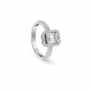 Anelli

MAGIA - 0.55 CT.