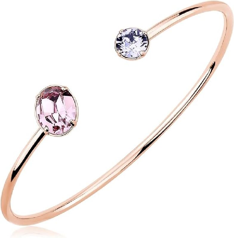 Bracciale in ottone con finitura pvd oro rosa e cristalli swarovski elements.
