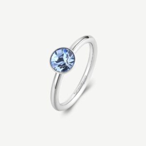 Anello in acciaio 316L e cristallo colore light sapphire.