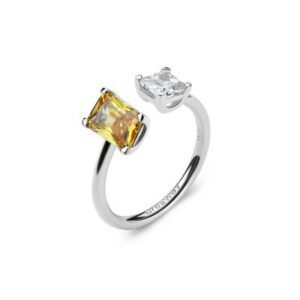 Anello in argento rodiato 925&permil; con square cubic zirconia chiaro e baguette cubic zirconia colore golden yellow.