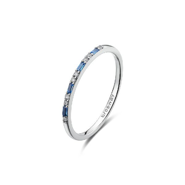 Anello in argento rodiato 925‰ con cubic zirconia chiari e cubic zirconia colore sapphire.