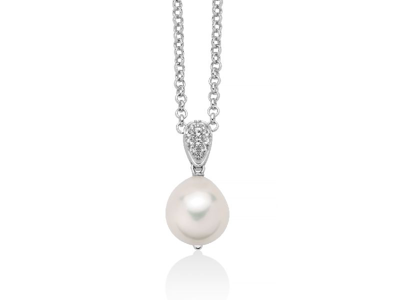 Collana in argento di perle