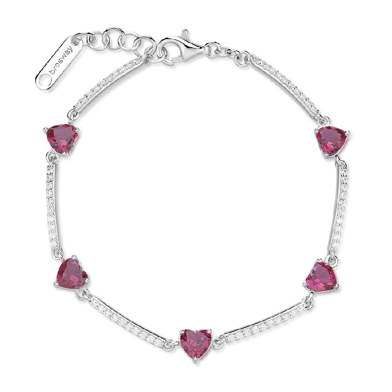 Bracciale semirigido in argento rodiato 925‰ con cubic zirconia chiari e cubic zirconia colore ruby a forma cuore.