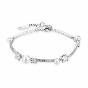 Bracciale semirigido in argento rodiato 925&permil; con perle di conchiglia e cubic zirconia.