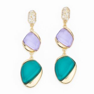 Orecchini top in pav&egrave; di zirconi clear e pendente a goccia bombata in cristallo violet e teal greencon frame dorato