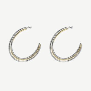 Orecchini a cerchio in acciaio 316L e finitura pvd oro 14K.