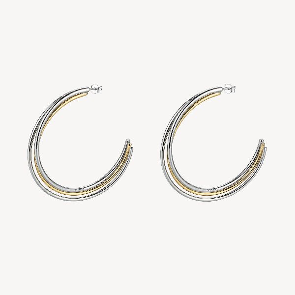 Orecchini a cerchio in acciaio 316L e finitura pvd oro 14K.