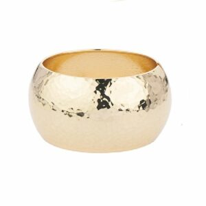 Bracciale fascia alta e bombata in brass dorato martellato con chiusura a scatto