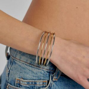 Bracciale rigido in acciaio 316L e finitura pvd oro 14K