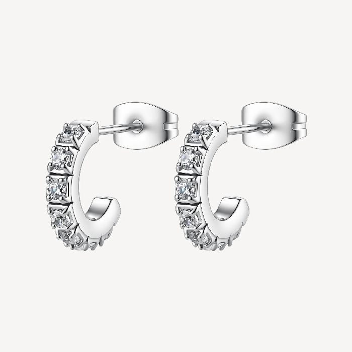 Orecchini a cerchietto in acciaio 316L con cubic zirconia.