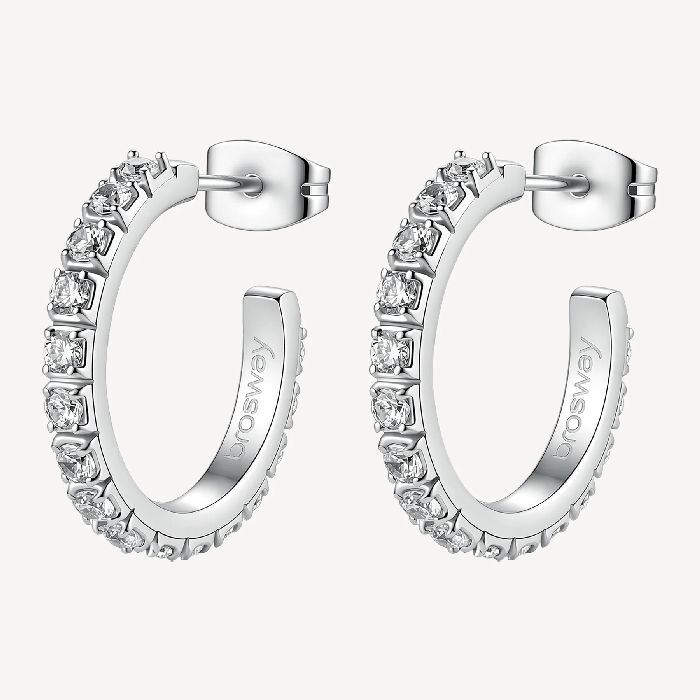 Orecchini a cerchietto in acciaio 316L con cubic zirconia.