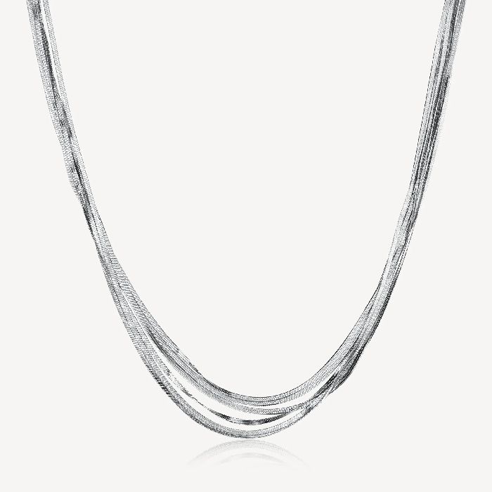 Collana girocollo in acciaio 316L con catene a snake.