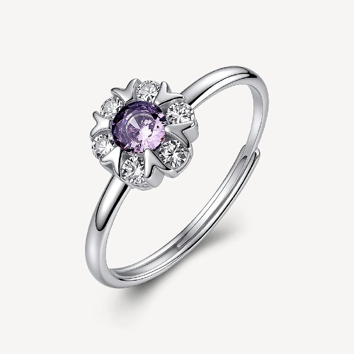 Anello regolabile in argento rodiato 925‰ a forma di fiore, con cubic zirconia chiari e cubic zirconia colore amethyst.
