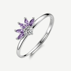Anello regolabile in argento rodiato 925&permil; a forma di fiore, con cubic zirconia chiari e cubic zirconia colore amethyst.